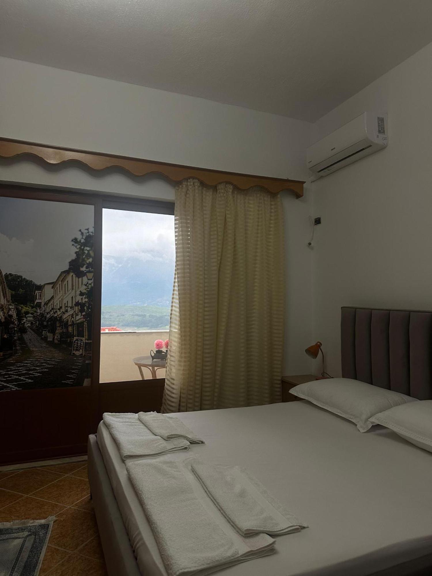 Guest House Lengo Гирокастра Экстерьер фото